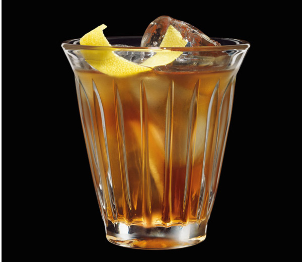 El Komondante, by Alex Kammerling, Kamm & Sons