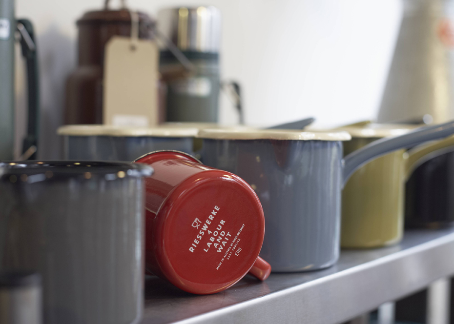 labour and wait ceramic mugs and pots