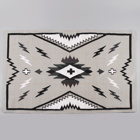 Knight Mills grey rug