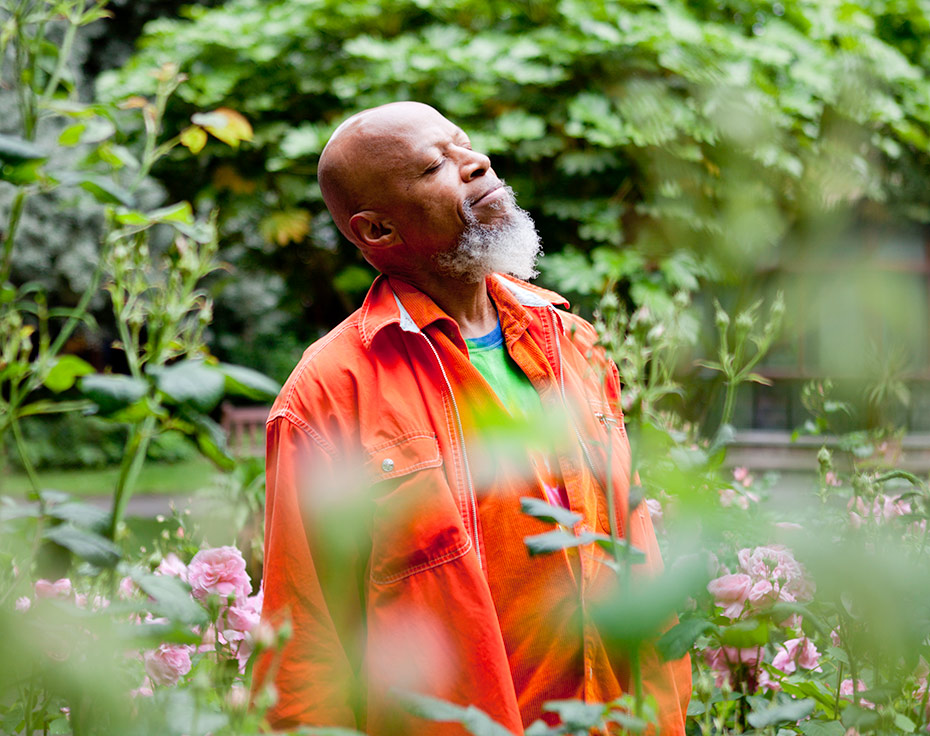 Laraaji in a garden by Liam Ricketts