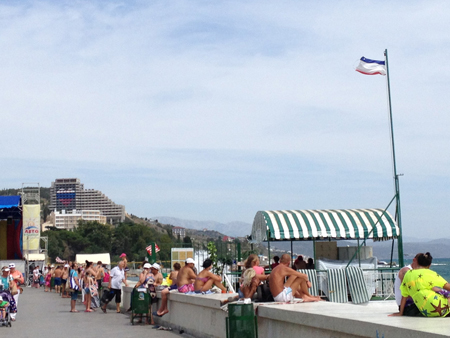 alushta-boardwalk-3