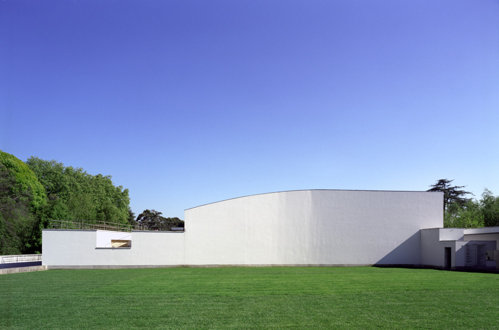 Serralves Museum Exterior Auditorium Wall