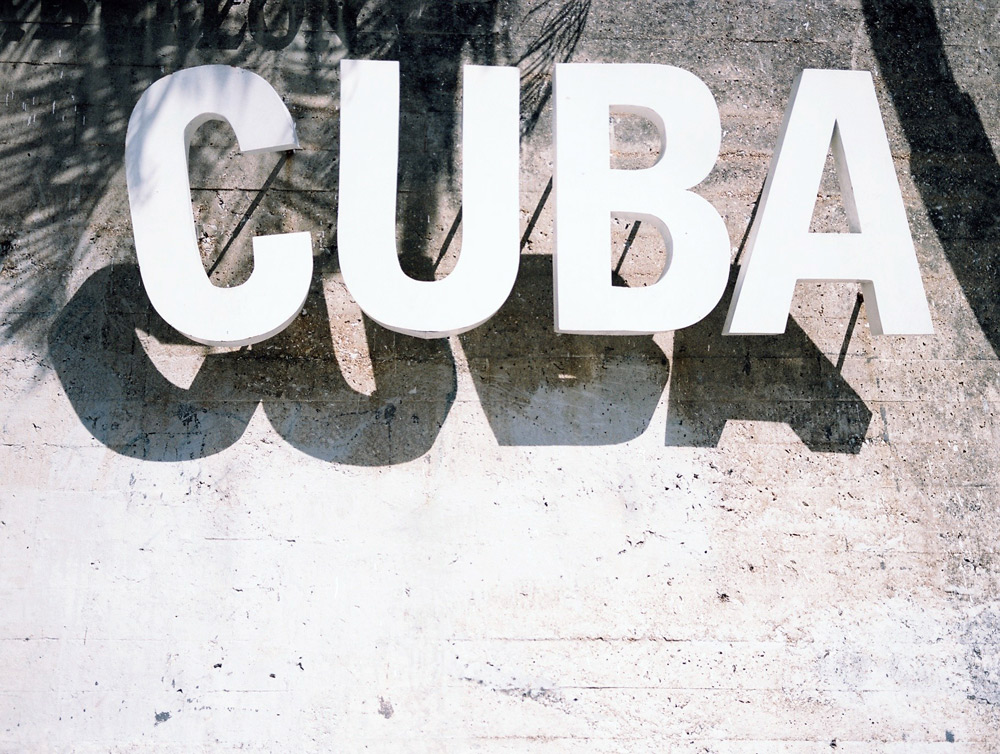 Cuba sign on Avenida 23, Vedado