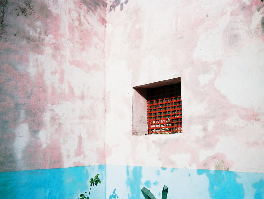 Pink wall in central Havana