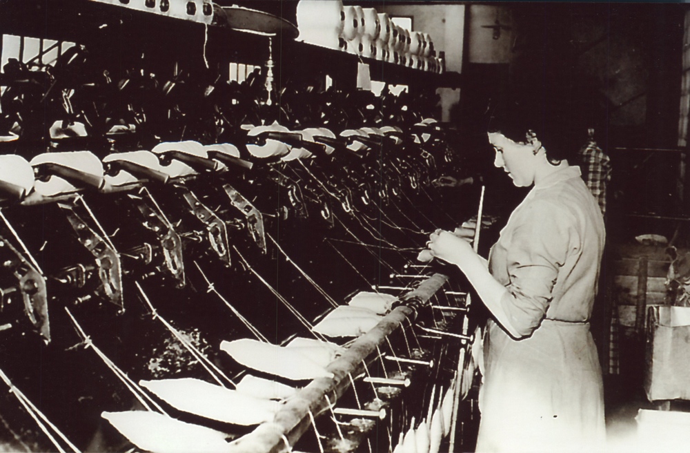 Wool spinning at the original Saint James factory