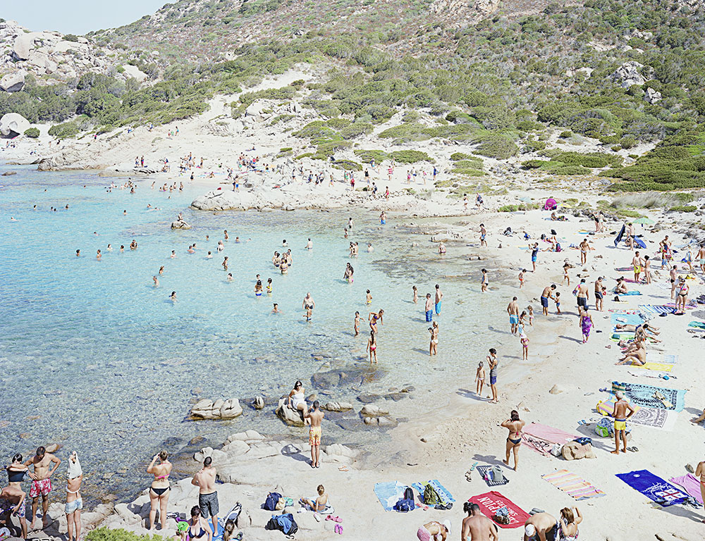 Massimo Vitali, Spargi Cala Corsara, 2013, chromogenic print, 188 x 231.1 cm, courtesy the artist and Ronchini Gallery